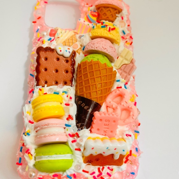 Handmade Kawaii Ice Cream & Dessert Pink Resin Phone Case handmade for any model - Picture 5 of 5